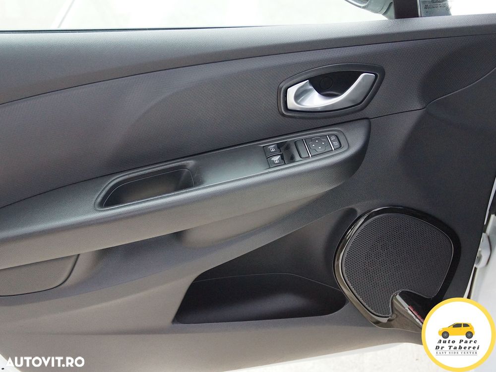 Renault Clio ENERGY TCe 90 Start & Stop LIMITED 2018 - 39