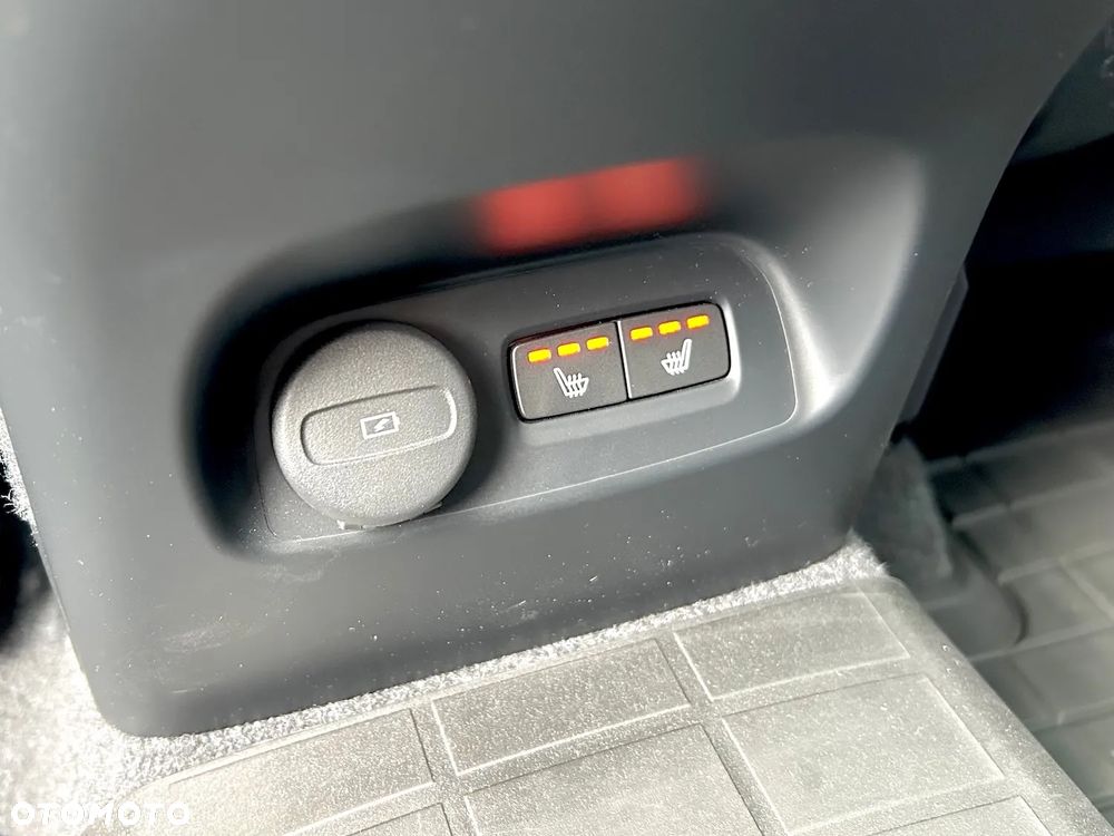 Volvo XC 40 T5 AWD R-Design - 30