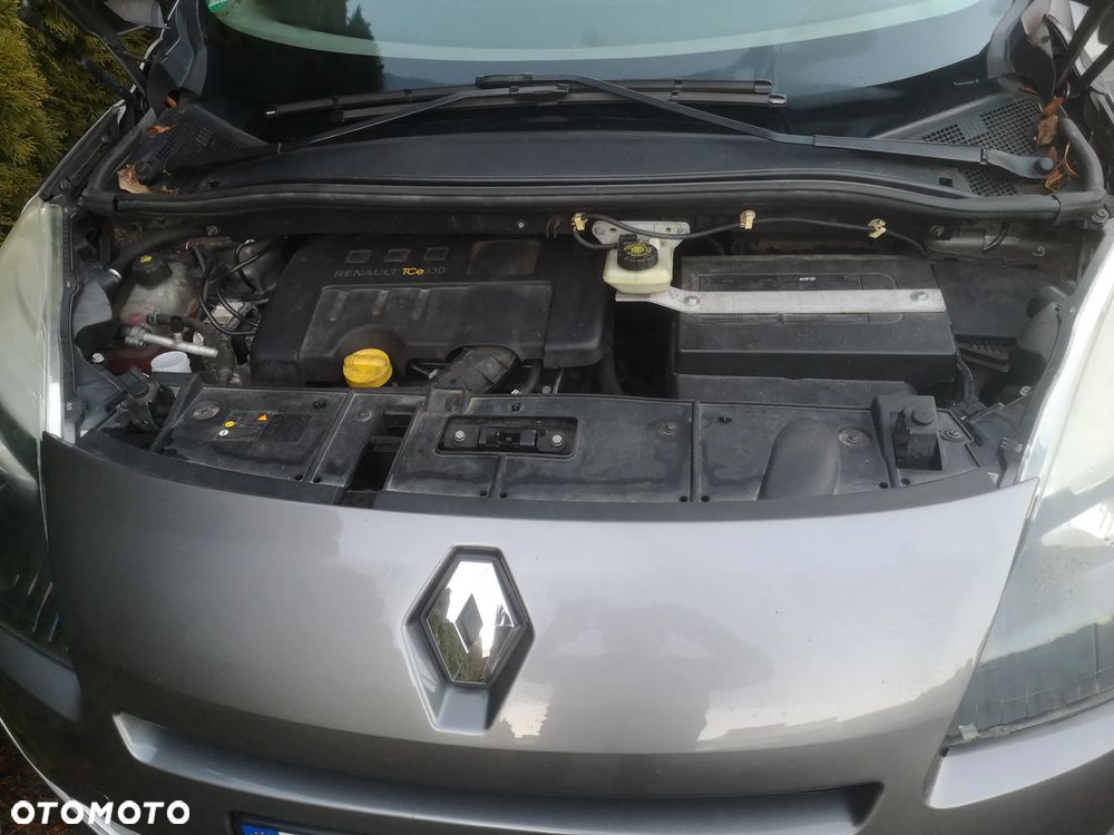 Renault Grand Scenic TCe 130 Bose Edition - 12