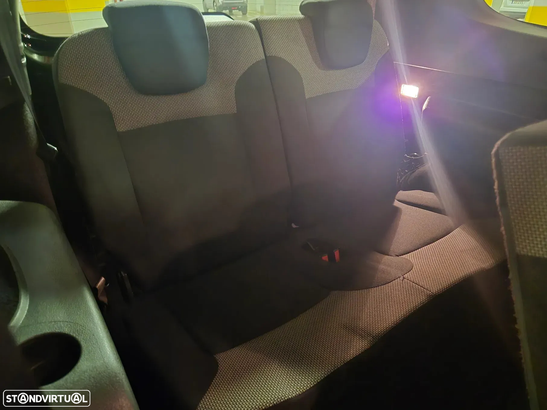 Dacia Lodgy 1.2 TCe Confort 7L - 34