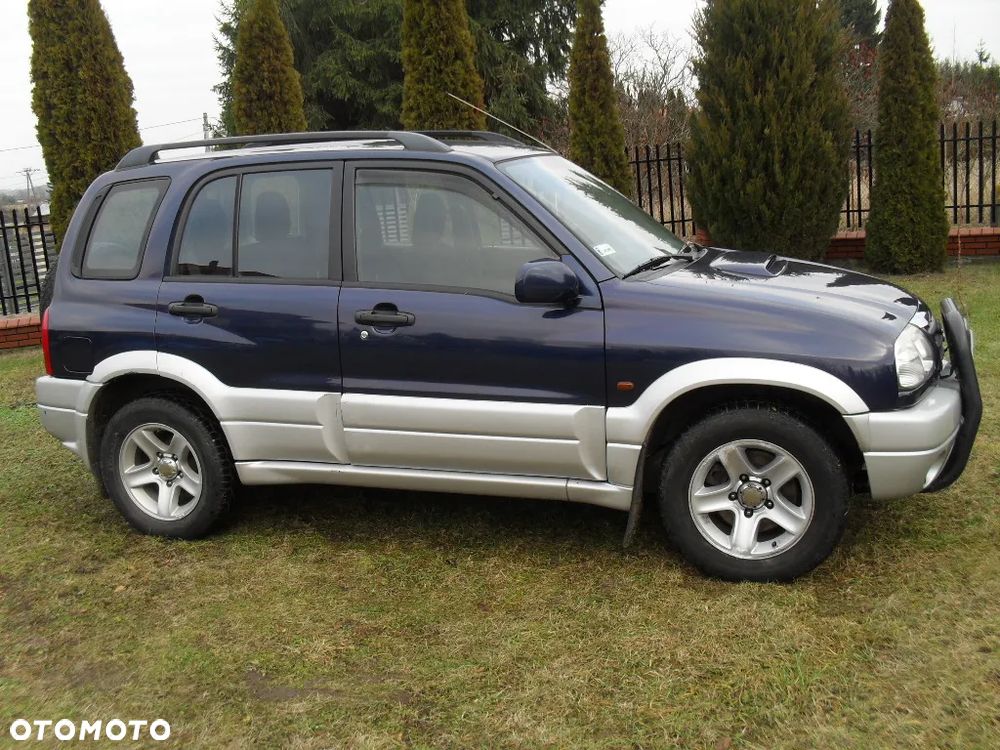 Suzuki Grand Vitara 2.0 HDi - 25