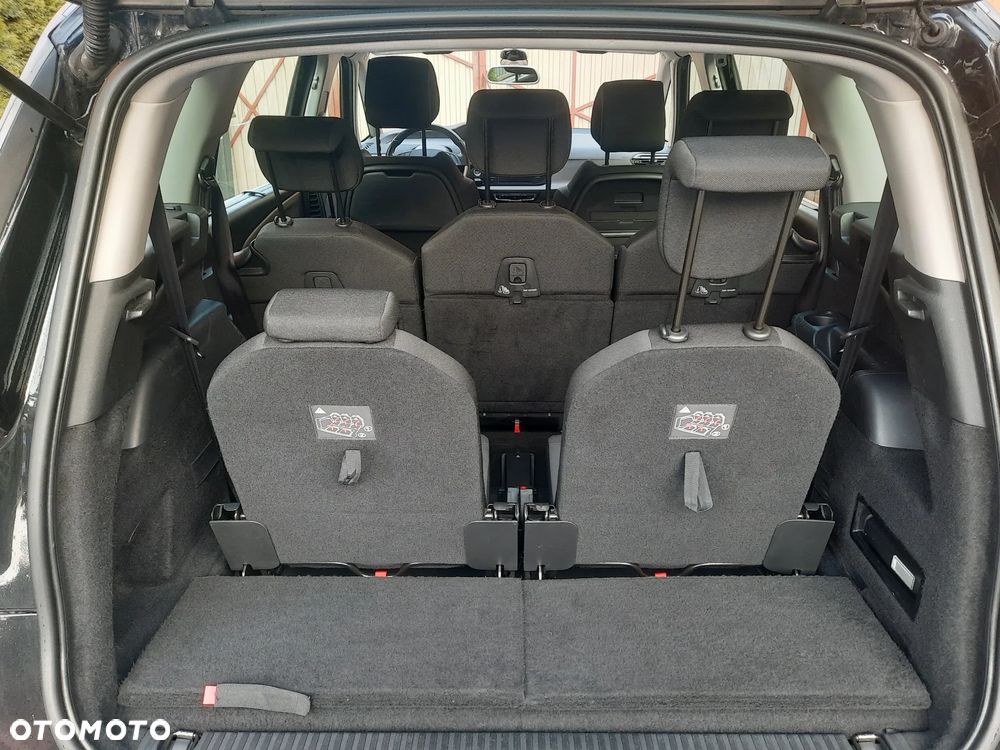 Citroën C4 PureTech 130 Stop&Start SHINE - 23