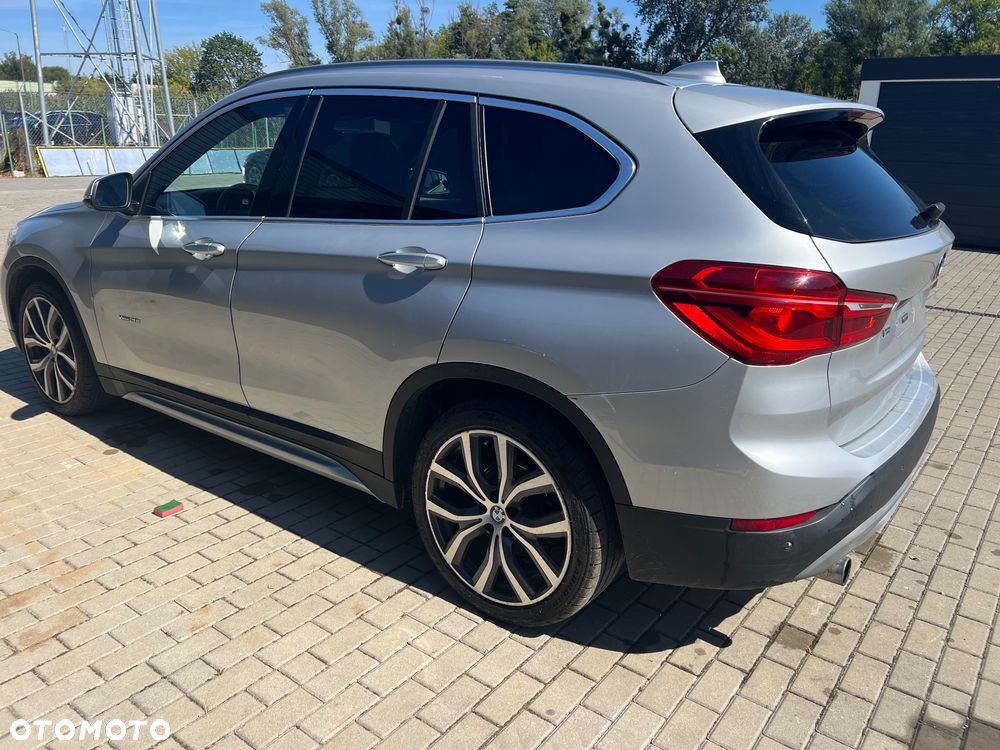 BMW X1 - 11