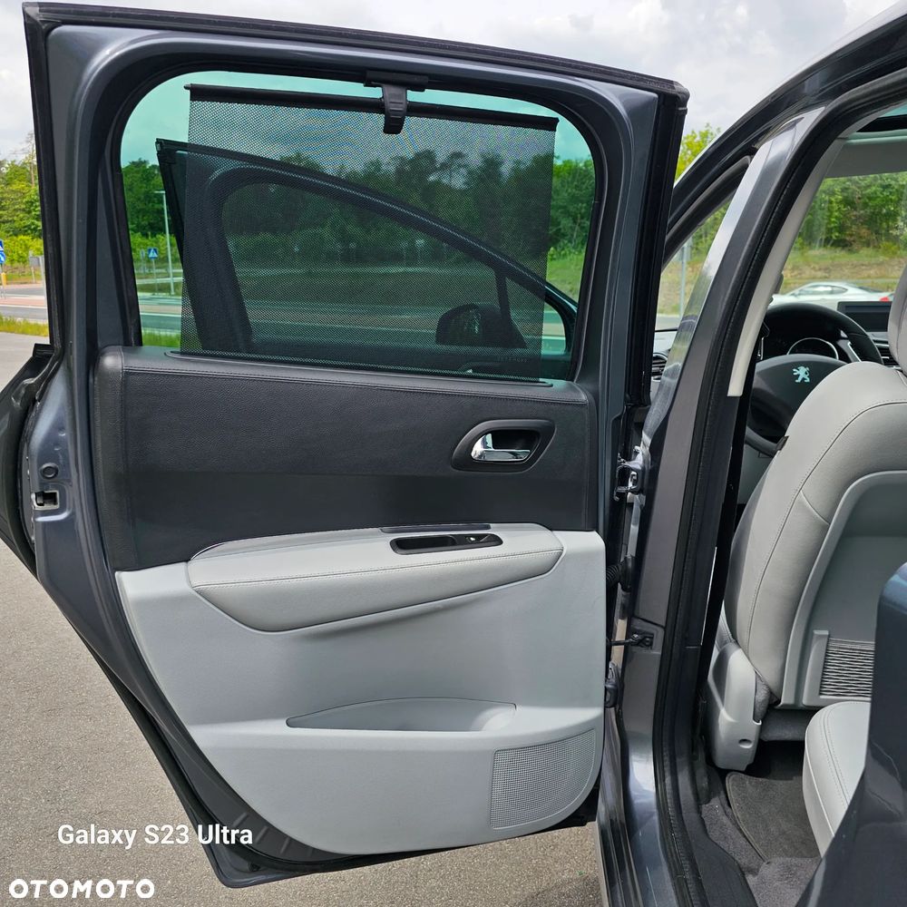 Peugeot 3008 2.0 HDi Premium+ - 19