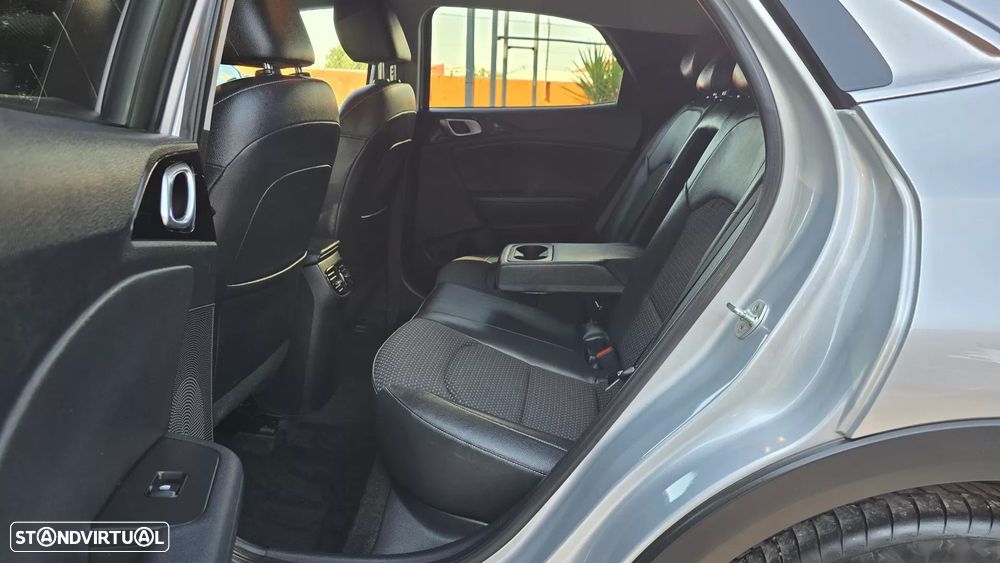 Kia XCeed 1.0 T-GDI Drive - 24