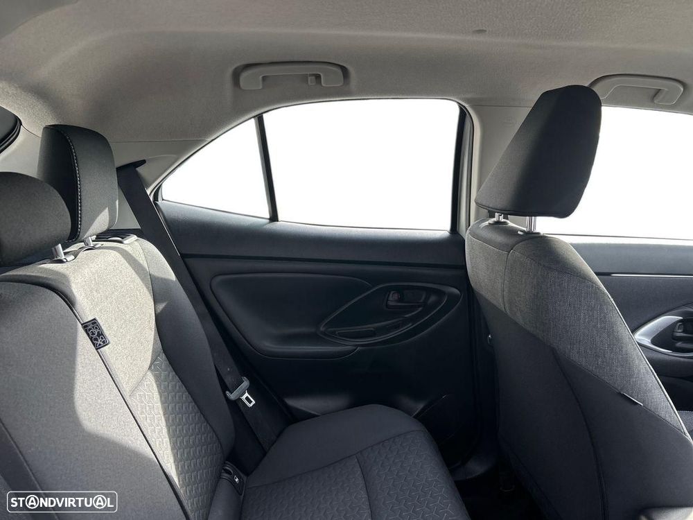 Toyota Yaris Cross 1.5 HDF Comfort Plus - 8