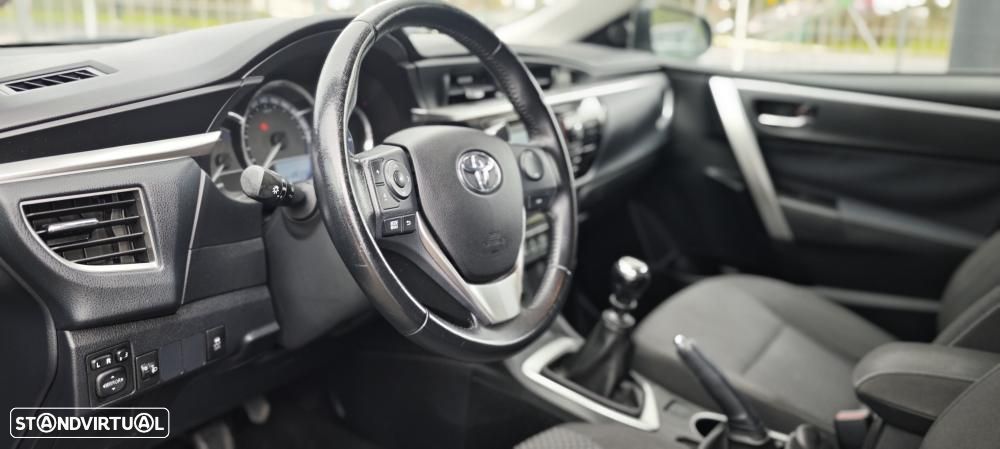 Toyota Corolla - 19