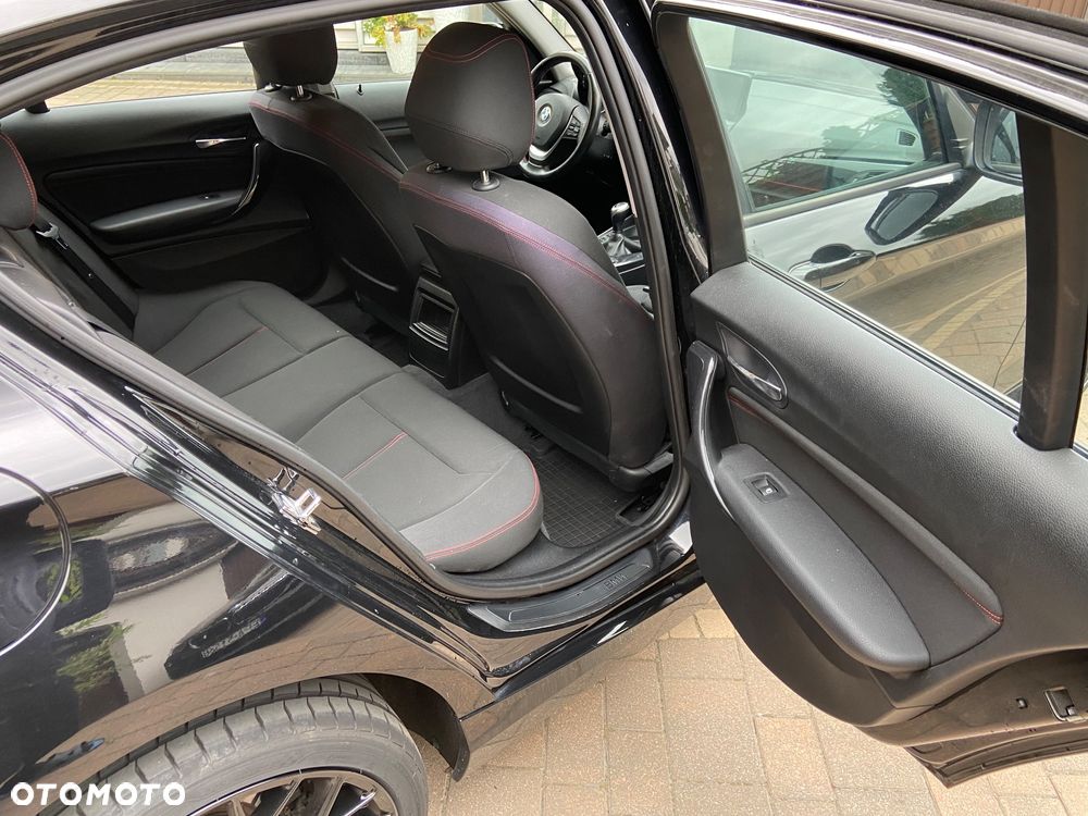 BMW Seria 1 116i Sport Line - 22
