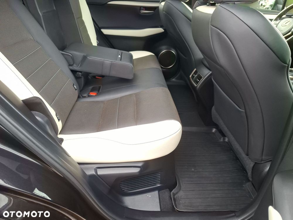 Lexus NX 300 GPF F Sport AWD - 23