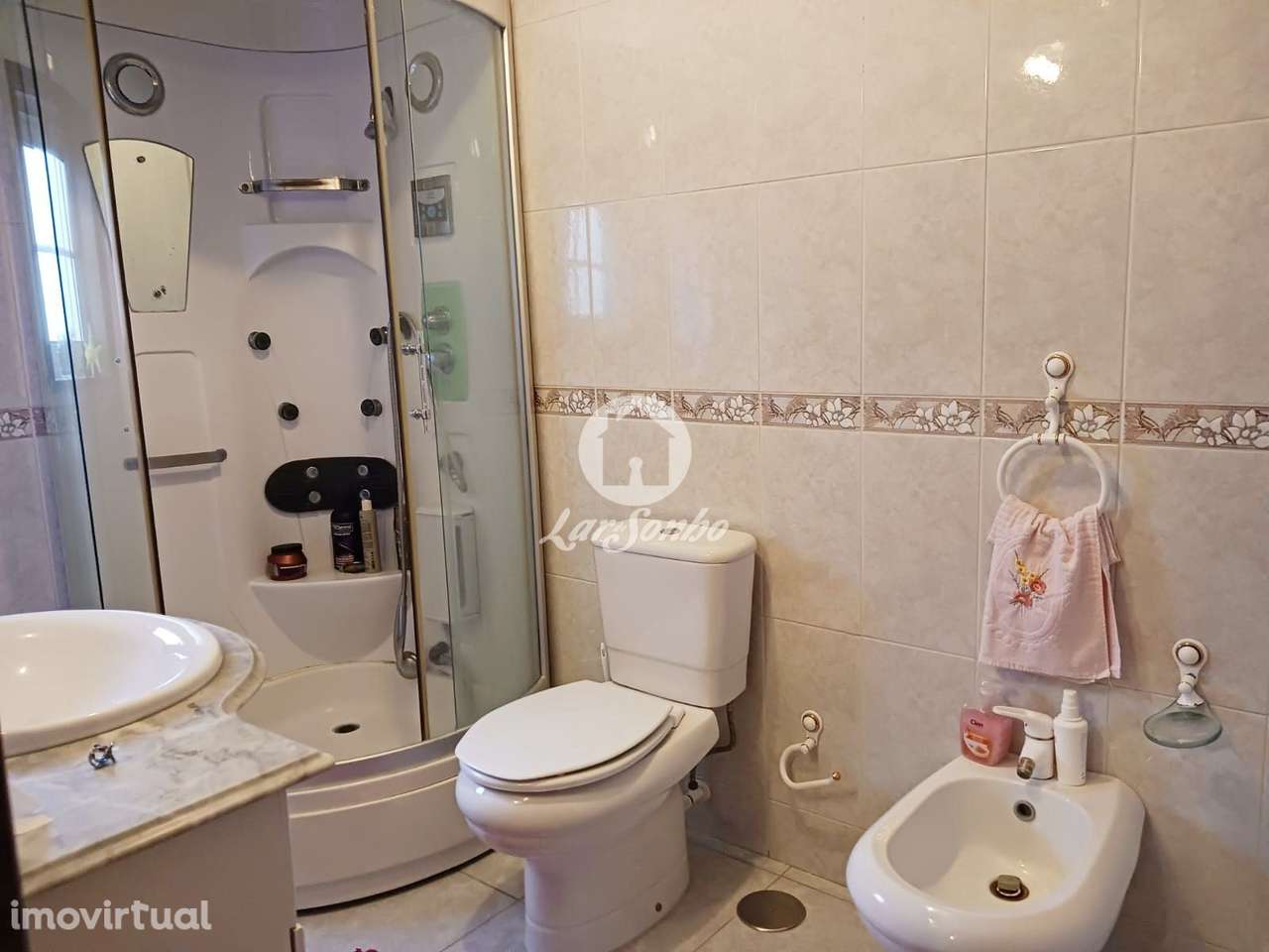 Moradia T3 c/ Restaurante no r/chão, em Lordelo, Guimarães! - Grande imagem: 4/15