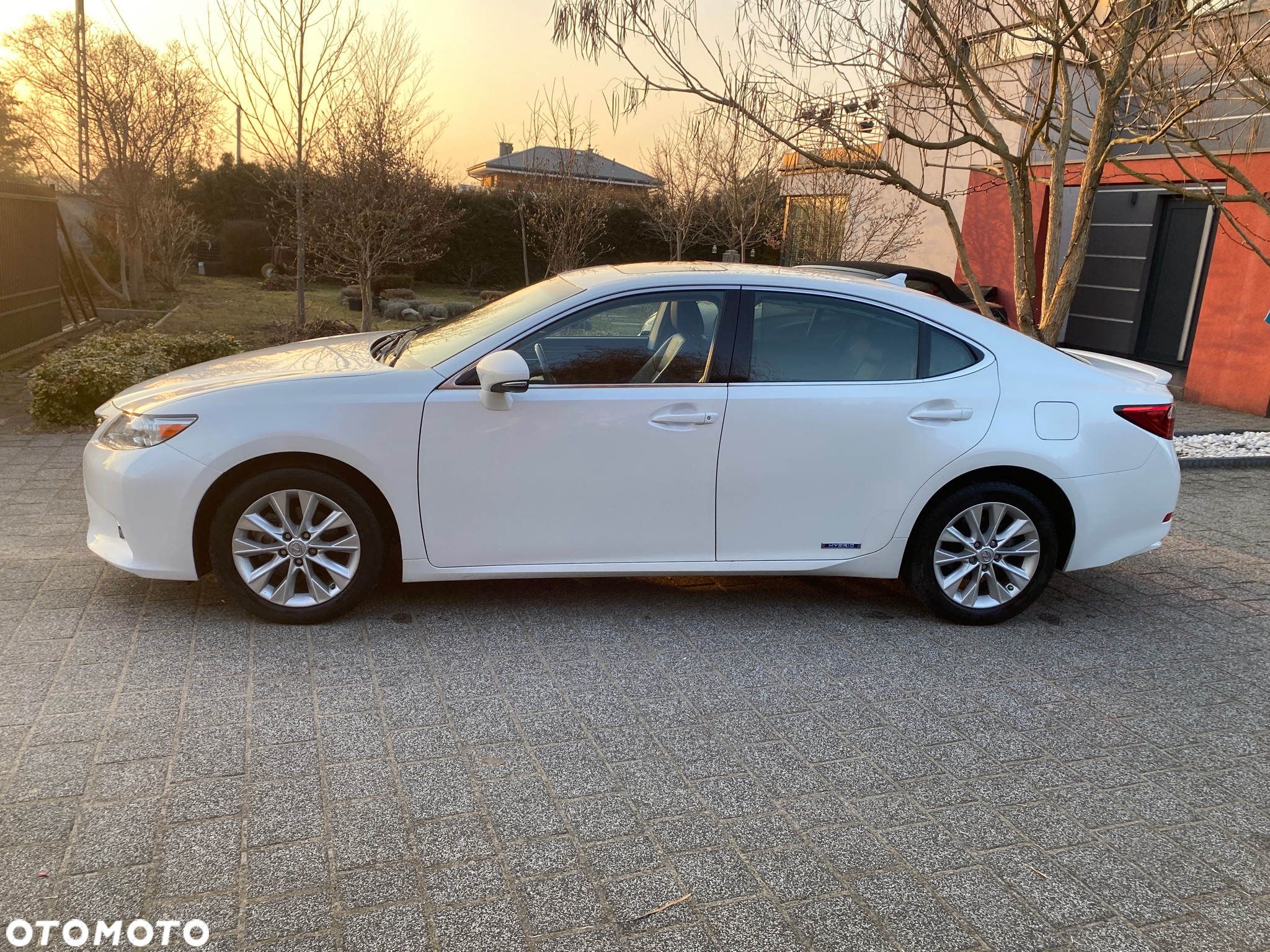 Lexus ES 300h Prestige - 3