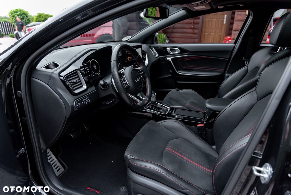 Kia ProCeed 1.6 T-GDI DCT7 OPF GT - 19