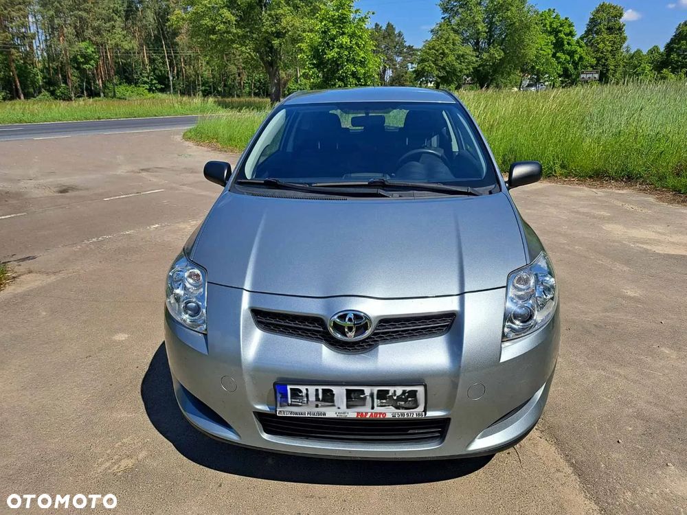 Toyota Auris - 5