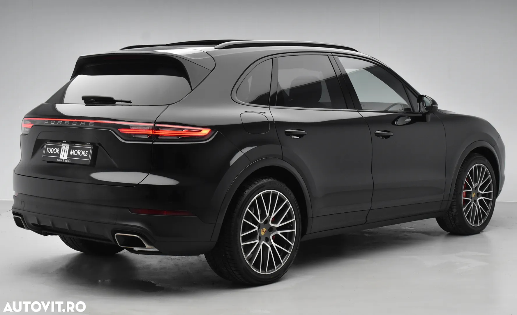 Porsche Cayenne Tiptronic S - 4