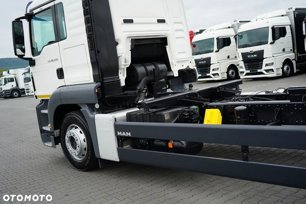 MAN TGS / 26.440 / E 5 / RETARDER / PEŁNY ADR / BDF / 7,15 M , 7,45 M / OŚ SKRĘTNA - 34