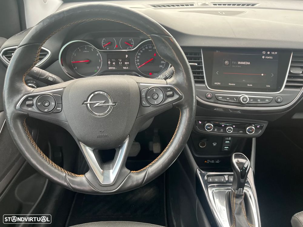 Opel Crossland X 1.2 S&S Auto Innovation — fotografia 13