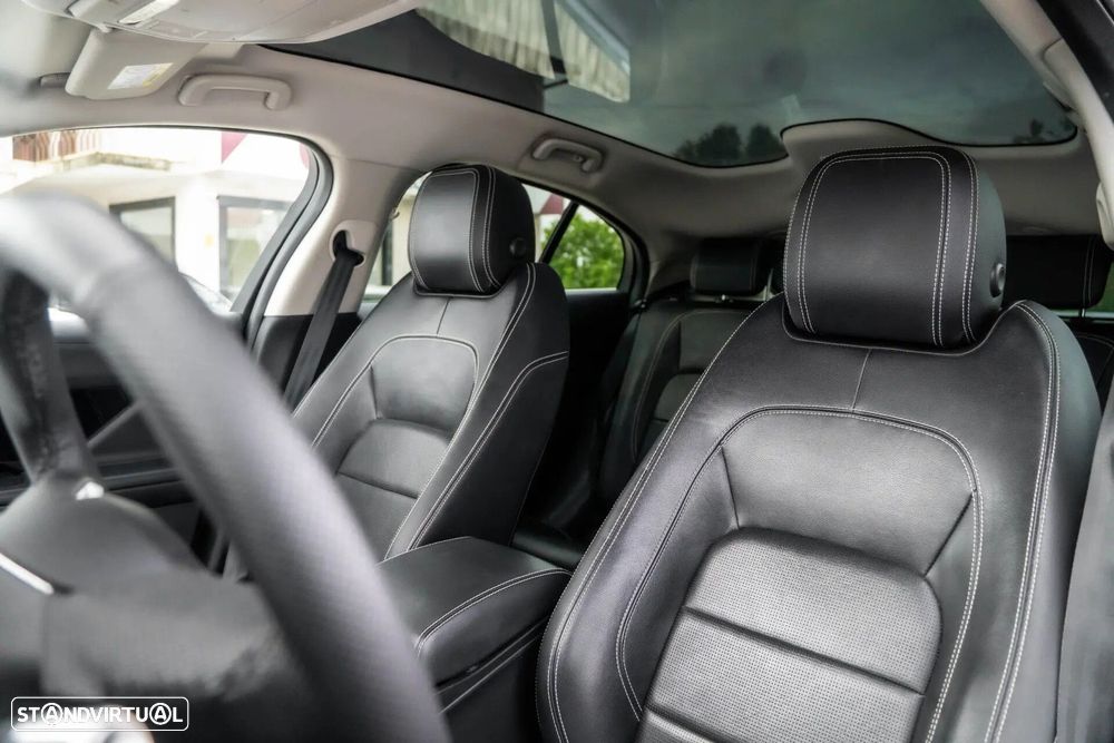 Jaguar I-Pace EV400 AWD SE - 6