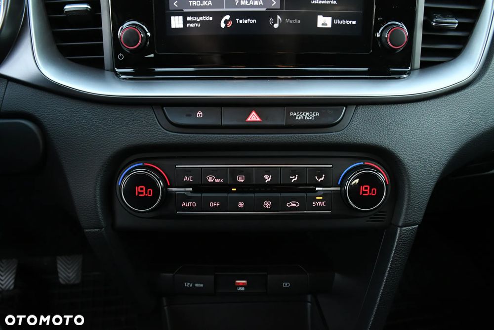 Kia Ceed 1.6 CRDi mHEV L Business Line - 29