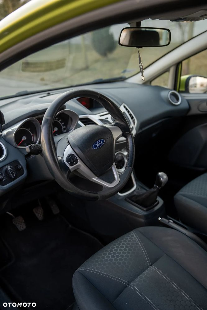 Ford Fiesta 1.4 Titanium - 14