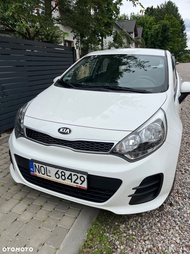 Kia Rio 1.1 crdi M - 12