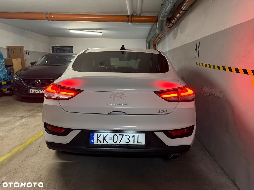 Hyundai i30 1.5 T-GDI 48V Smart - 24