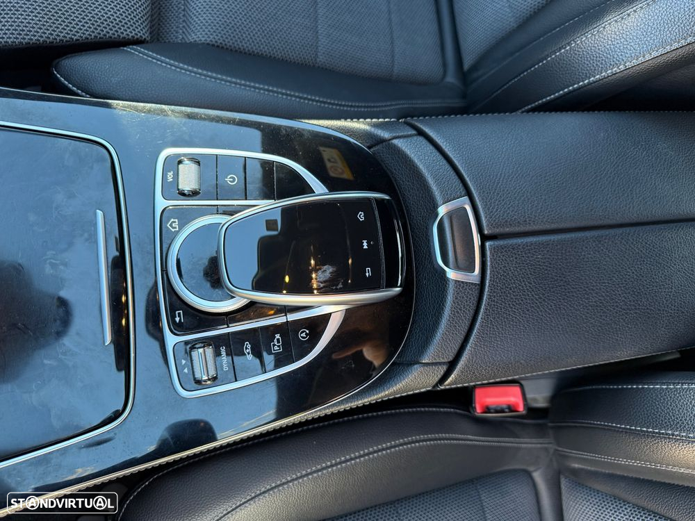 Mercedes-Benz E 220 d Avantgarde - 11
