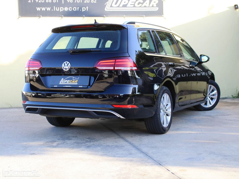 VW Golf Variant 2.0 TDi Confortline - 13