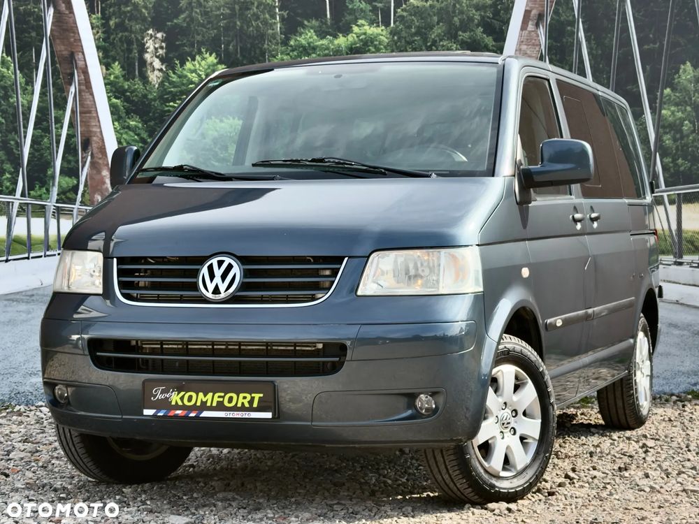 Volkswagen Caravelle - 10