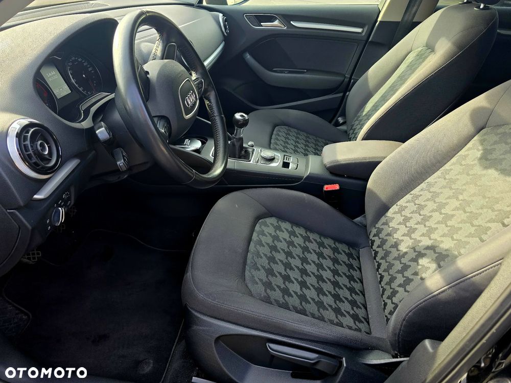 Audi A3 Sportback 1.4 TFSI Attraction - 23