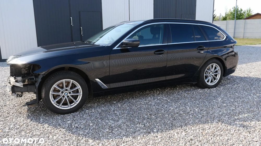 BMW Seria 5 530d xDrive - 10