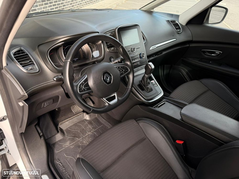 Renault Grand Scénic - 11