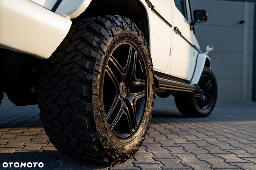 Mercedes-Benz Klasa G 63 AMG AMG SPEEDSHIFT 7G-TRONIC - 7