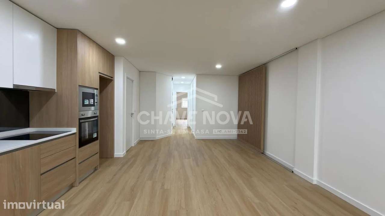 T1 Office Renovado em Santa Marinha (Devesas) - Grande imagem: 2/20