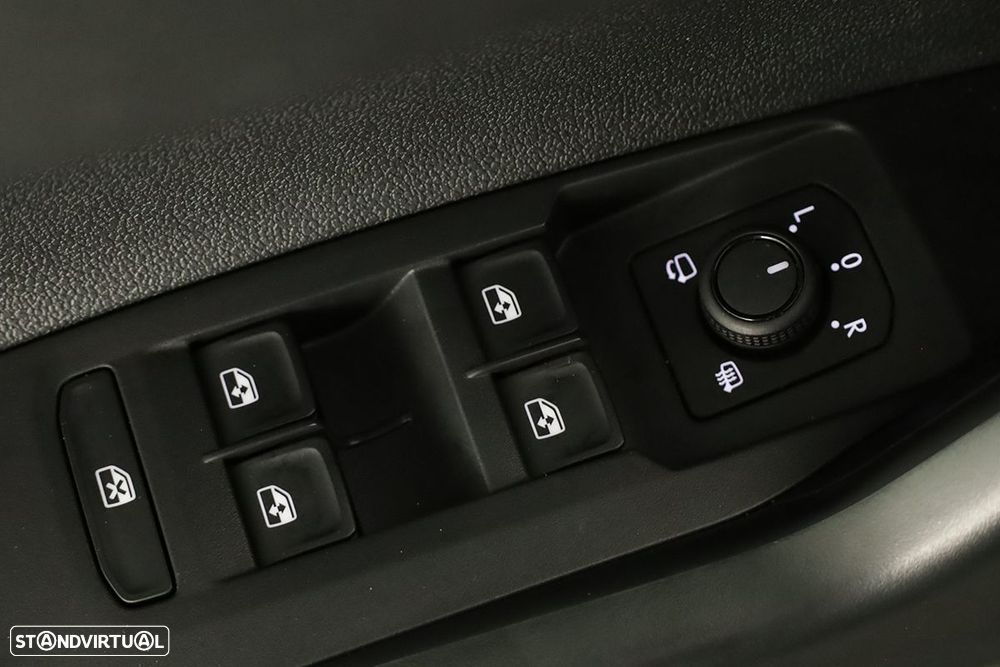 VW Taigo 1.0 TSI Urban - 19