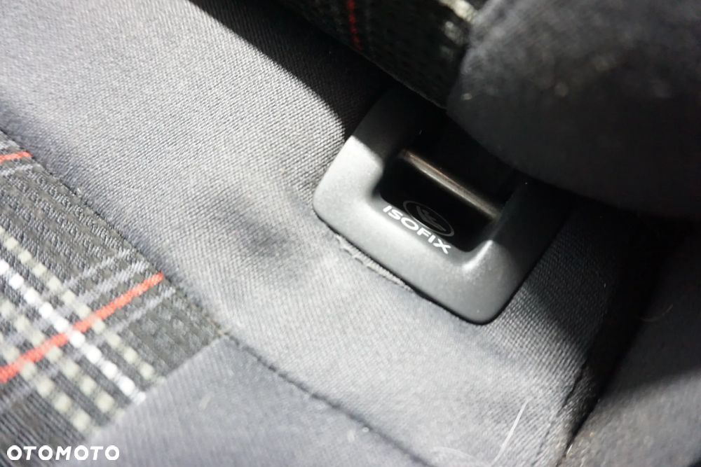 Volkswagen Golf 2.0 GTI - 26
