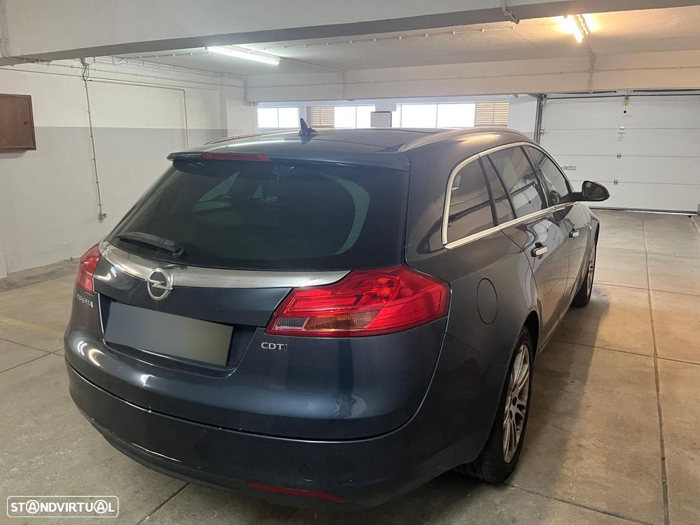 Opel Insignia Sports Tourer - 4