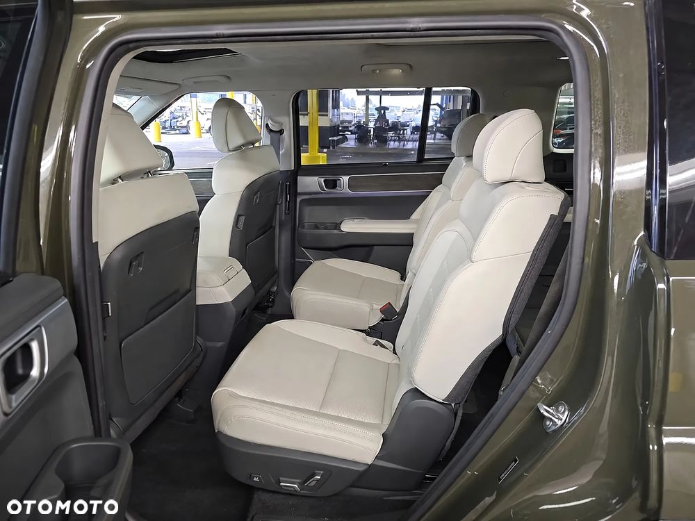 Hyundai Santa Fe - 11