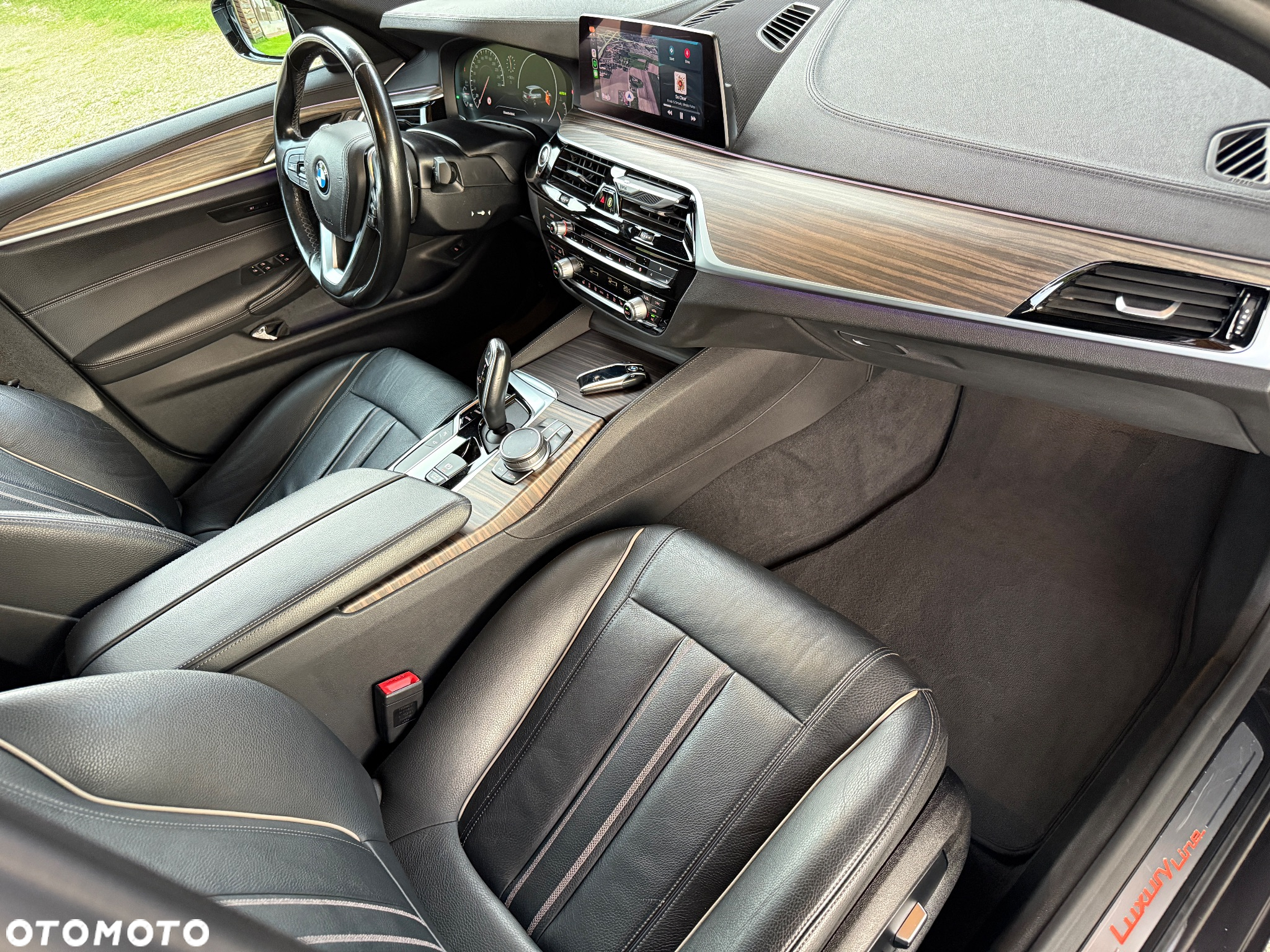 BMW Seria 5 520d Touring Luxury Line - 11