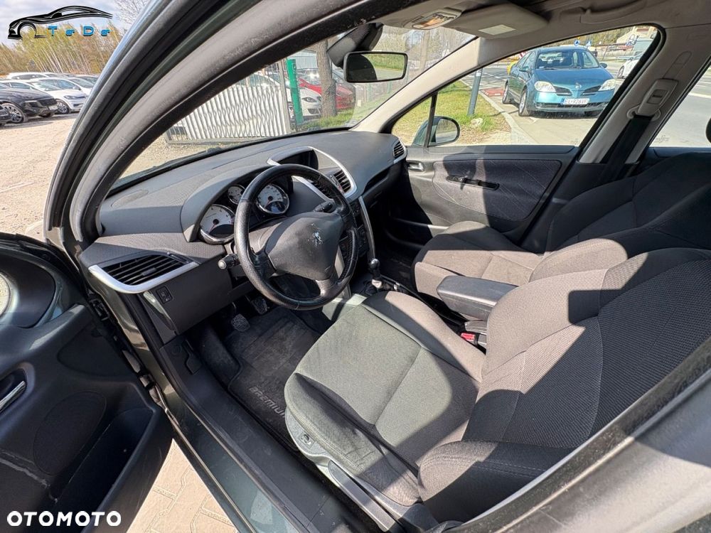 Peugeot 207 1.6 VTi Premium - 17