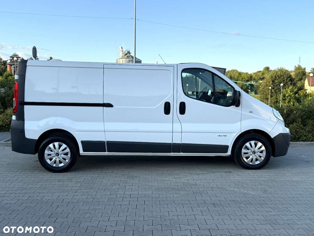 Renault Trafic - 11