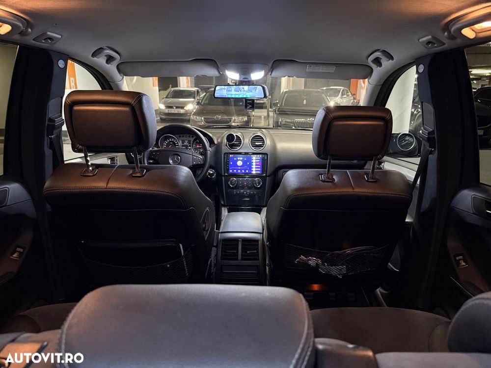 Mercedes-Benz ML - 10