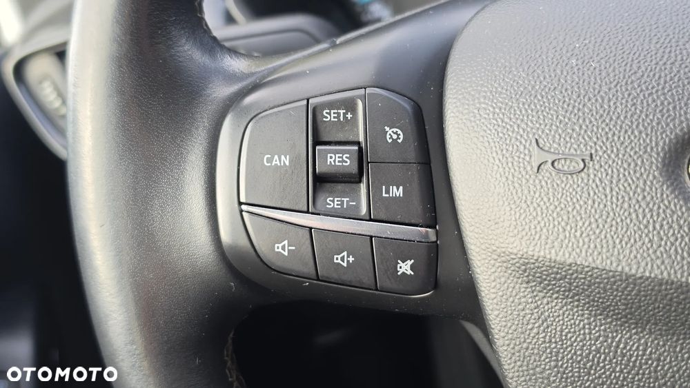Ford Fiesta 1.1 S&S COOL&CONNECT - 25