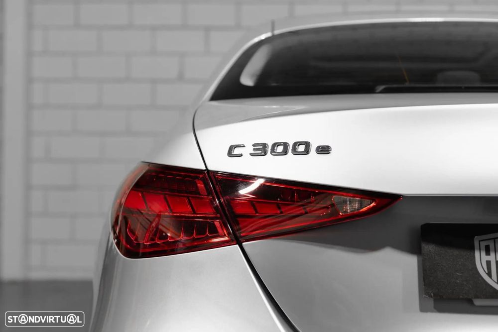 Mercedes-Benz C 300 e 9G-TRONIC Avantgarde Advanced - 25