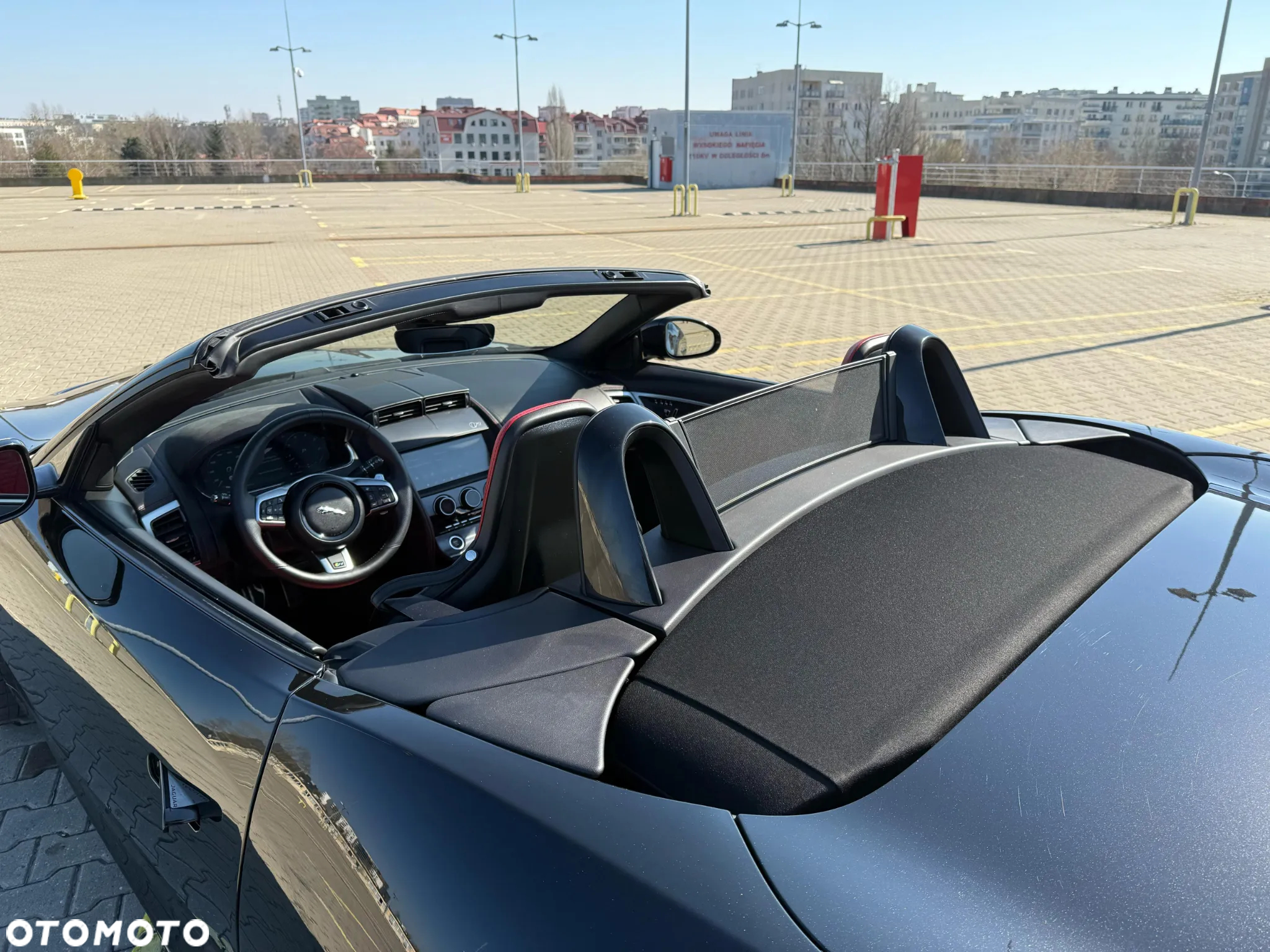 Jaguar F-Type Cabriolet P575 AWD R - 15