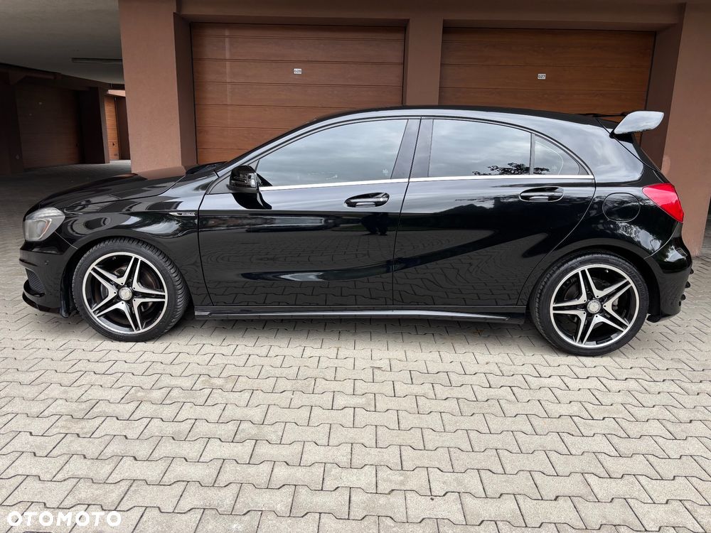 Mercedes-Benz A-Class 2015 photo 4