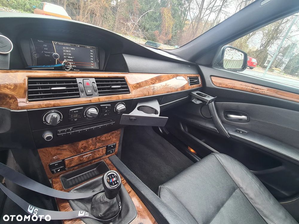 BMW Seria 5 525d xDrive Edition Sport - 8