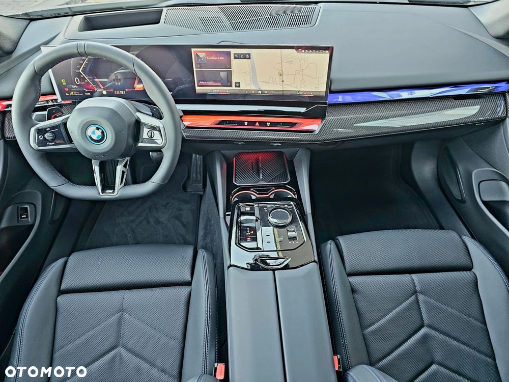 BMW Seria 5 530e xDrive PHEV - 22