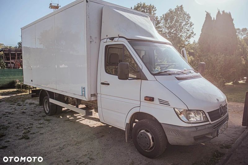 Mercedes-Benz Sprinter 413 - 2