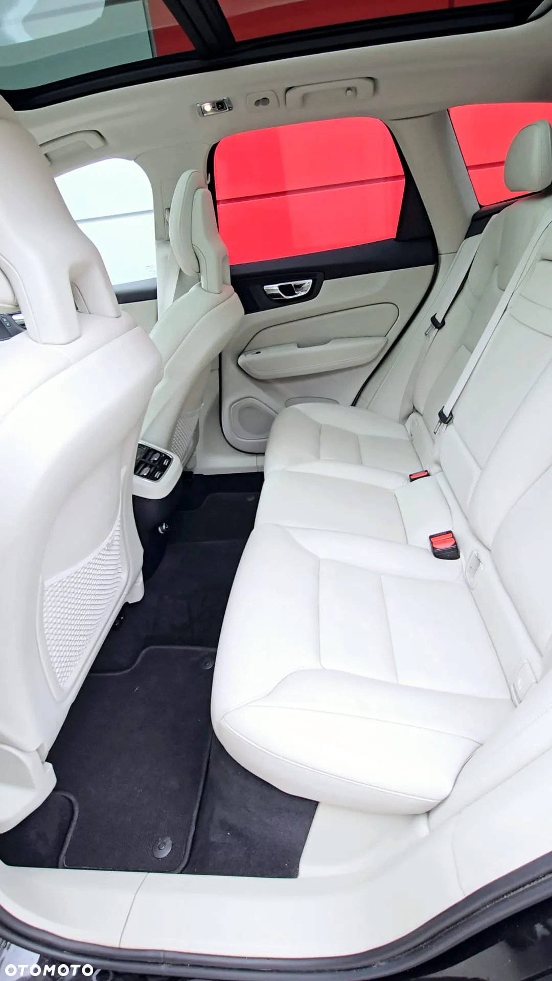 Volvo XC 60 T5 AWD Momentum - 14