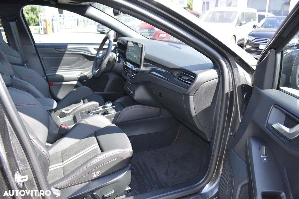 Ford Focus 2.3 Ecoboost 7DCT ST X - 21
